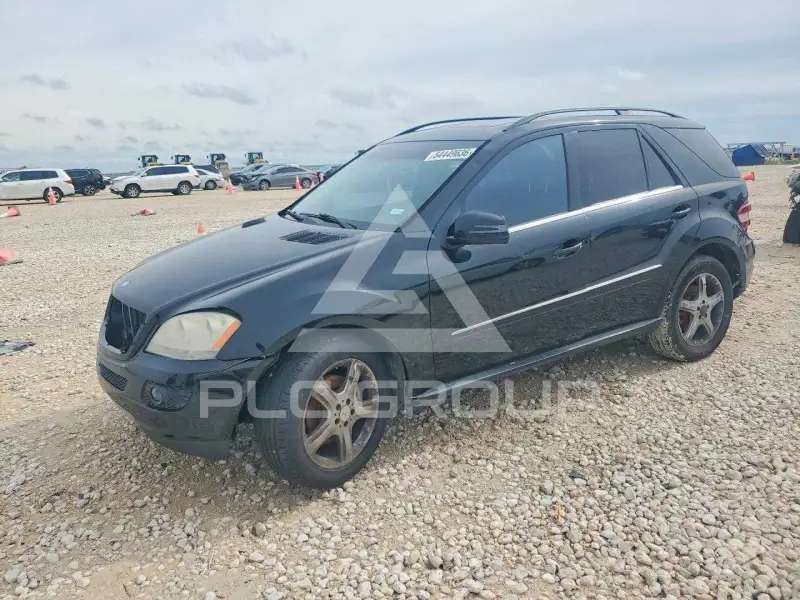 2011 Mercedes Benz ML-Class фото