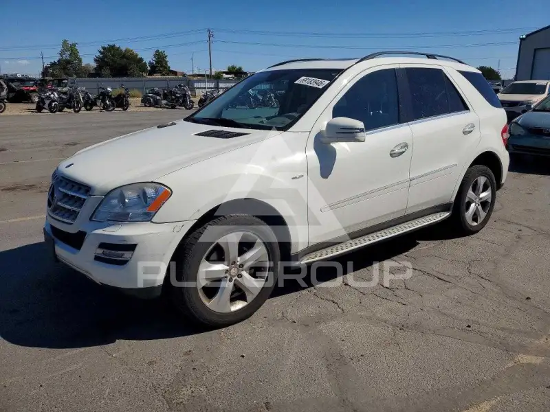 2011 Mercedes Benz ML-Class photo