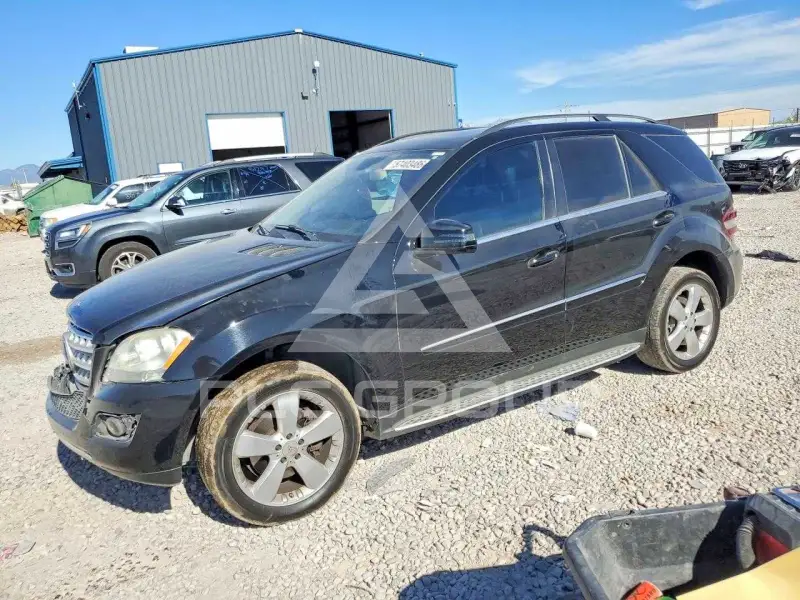 2011 Mercedes Benz ML-Class photo