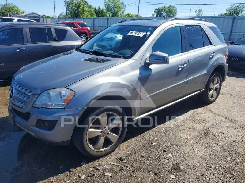 2011 Mercedes Benz ML-Class photo