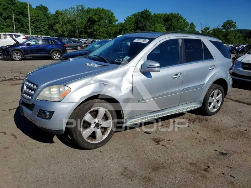 2011 Mercedes Benz ML-Class фото