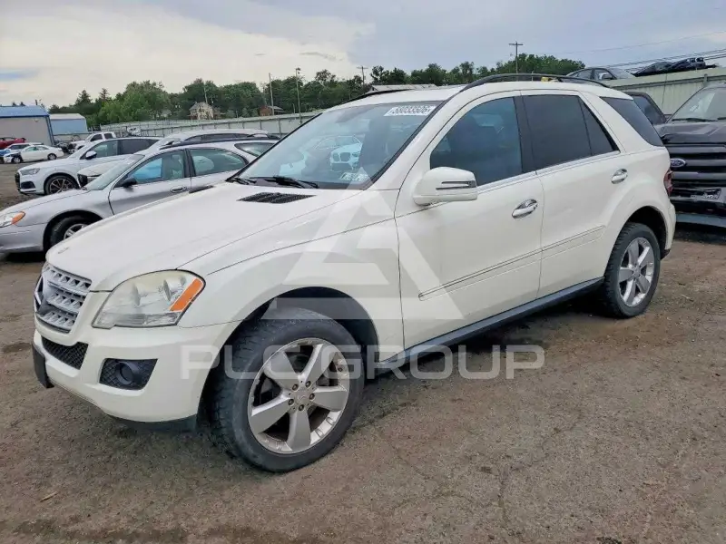 2011 Mercedes Benz ML-Class фото