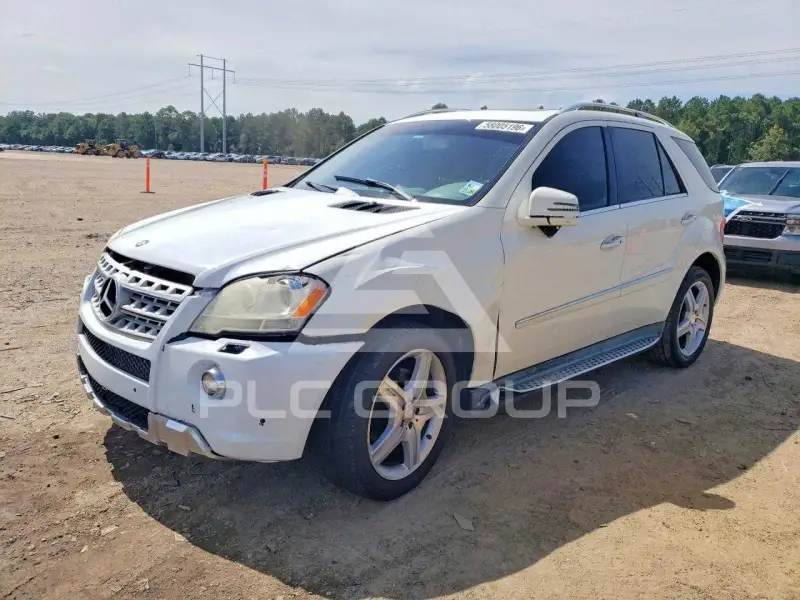 2011 Mercedes Benz ML-Class photo
