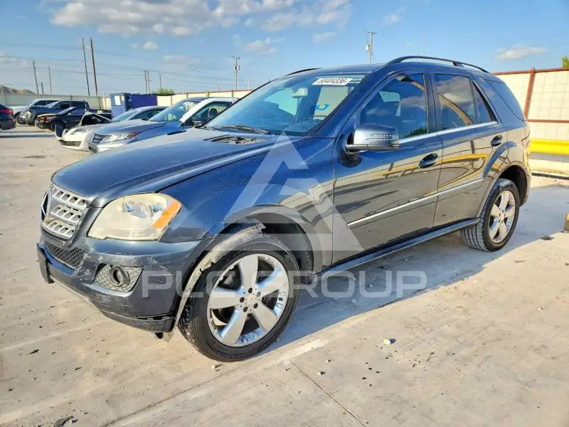 2011 Mercedes Benz ML-Class фото