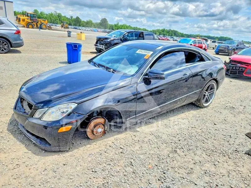2011 Mercedes Benz E-Class photo