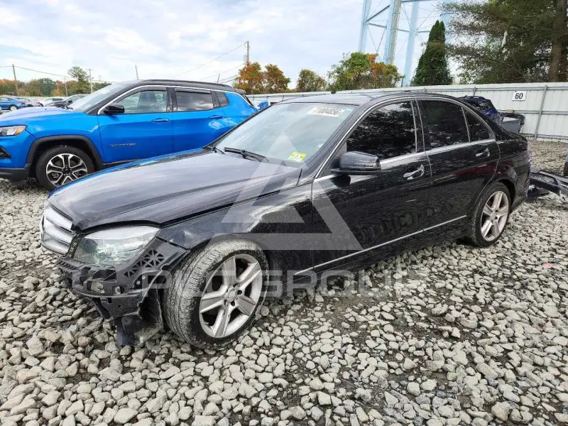 2011 Mercedes Benz C-Class фото