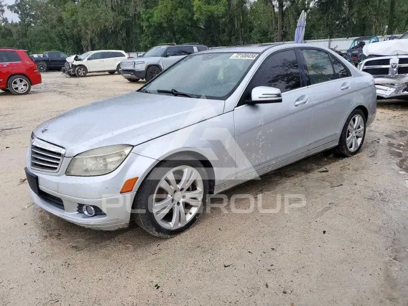 2011 Mercedes Benz C-Class фото