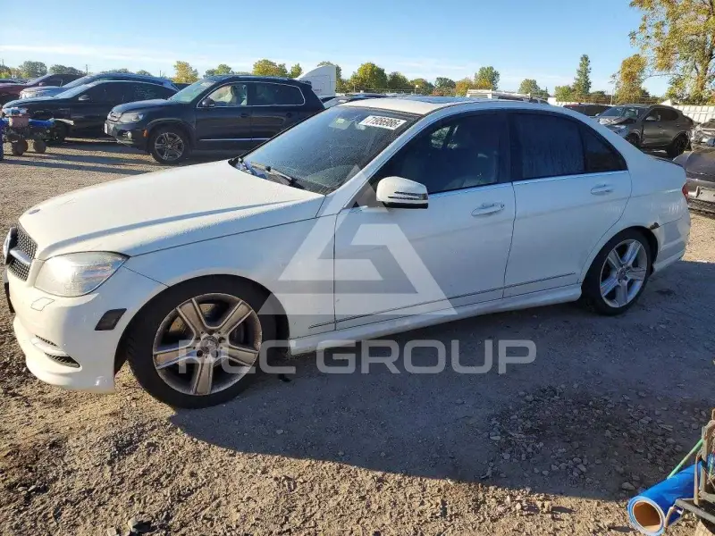 2011 Mercedes Benz C-Class photo