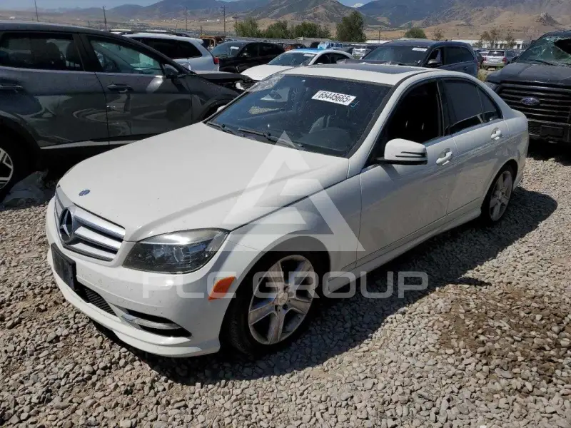 2011 Mercedes Benz C-Class photo