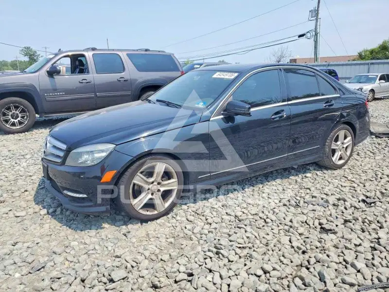 2011 Mercedes Benz C-Class фото