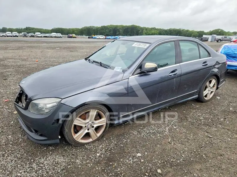 2011 Mercedes Benz C-Class photo
