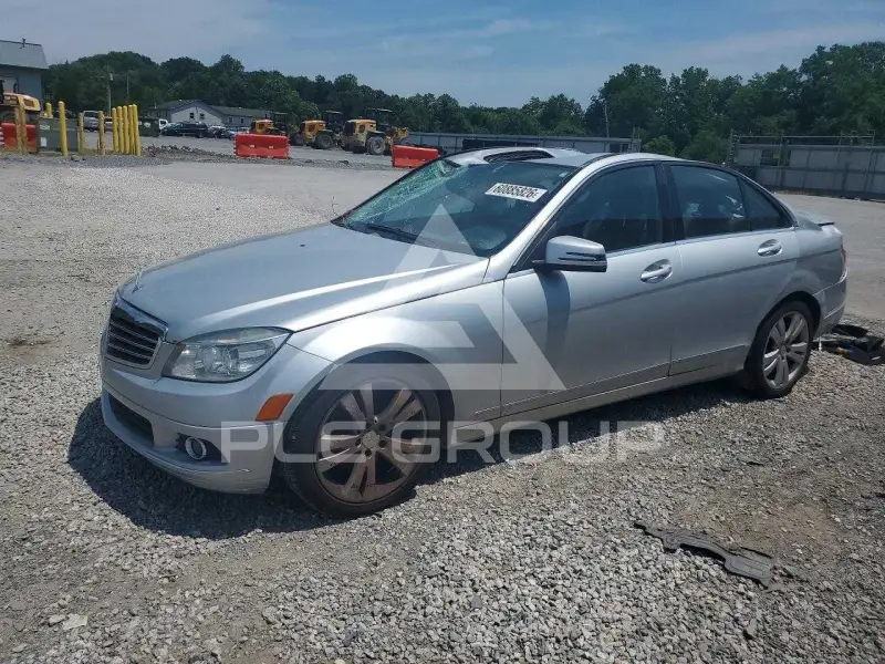 2011 Mercedes Benz C-Class фото