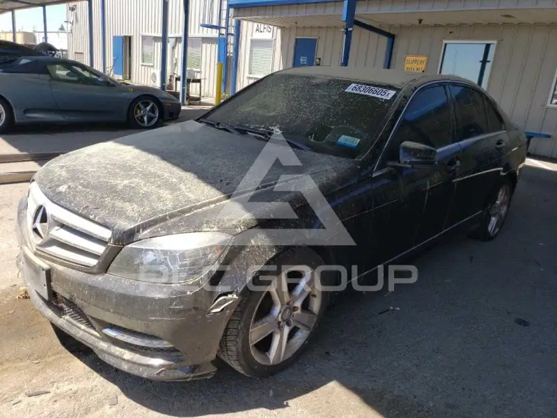 2011 Mercedes Benz C-Class фото