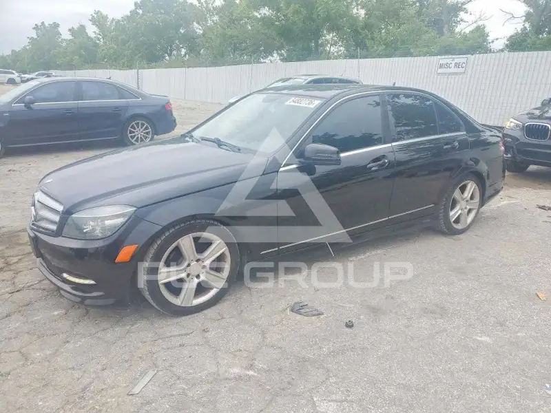 2011 Mercedes Benz C-Class фото