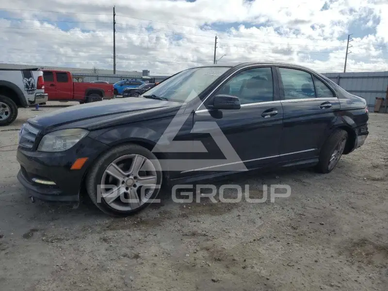 2011 Mercedes Benz C-Class фото