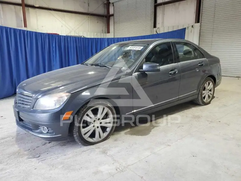 2011 Mercedes Benz C-Class фото
