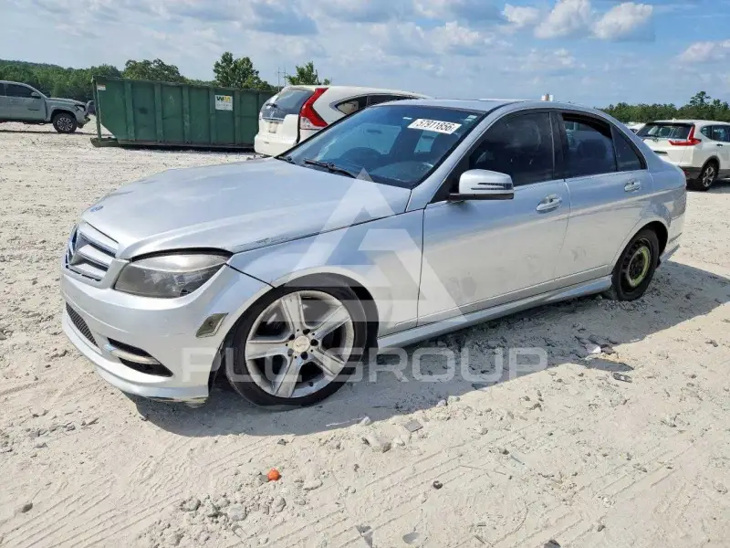 2011 Mercedes Benz C-Class photo