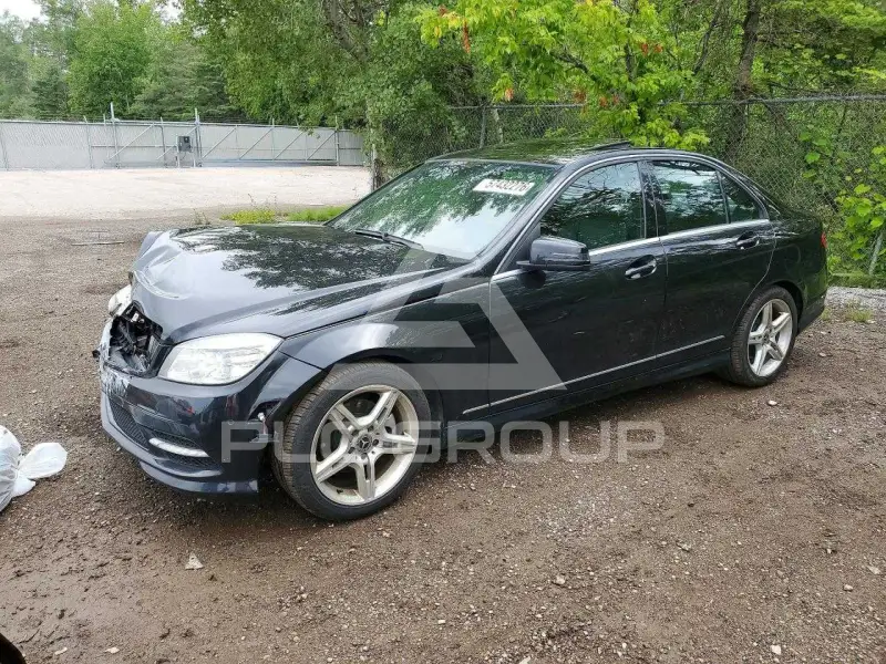 2011 Mercedes Benz C-Class фото