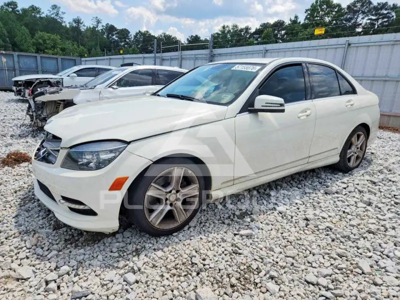 2011 Mercedes Benz C-Class фото