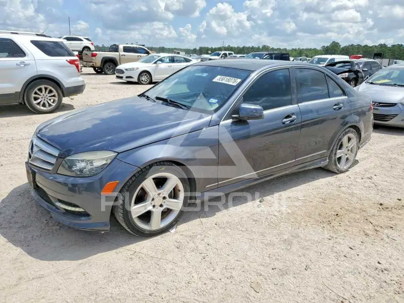 2011 Mercedes Benz C-Class photo