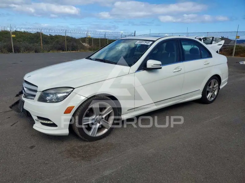 2011 Mercedes Benz C-Class фото