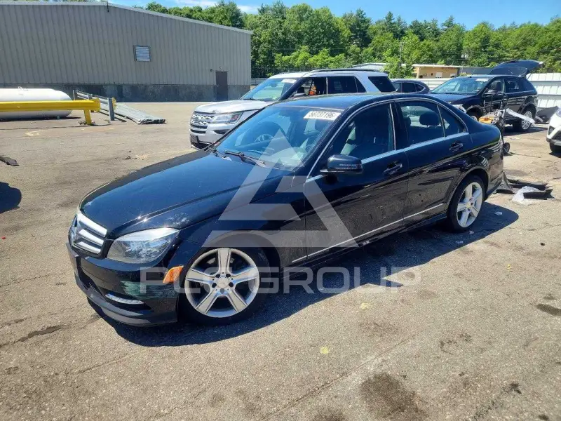 2011 Mercedes Benz C-Class photo