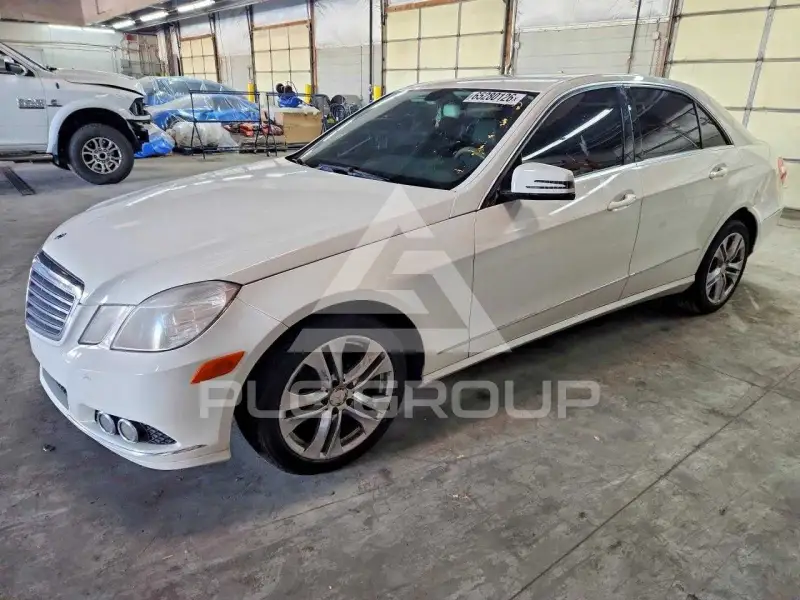 2011 Mercedes Benz E-Class photo