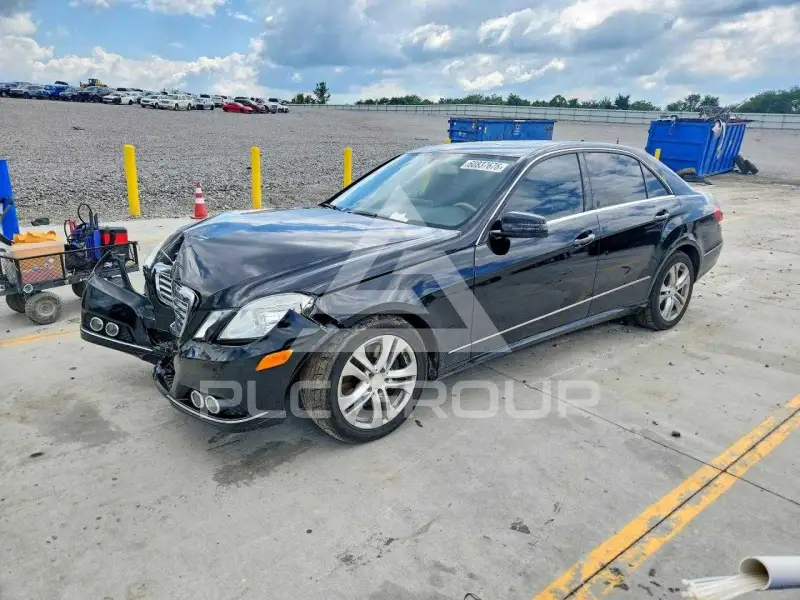 2011 Mercedes Benz E-Class фото