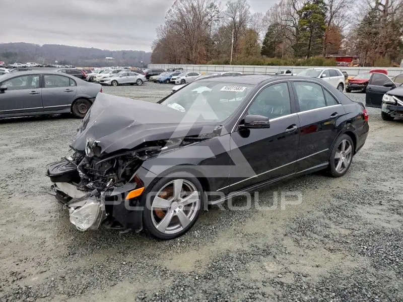 2011 Mercedes Benz E-Class фото