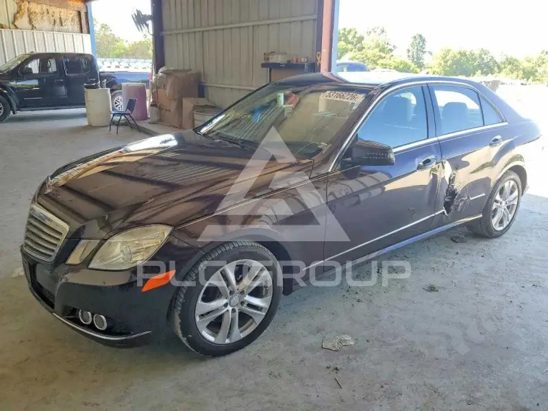 2011 Mercedes Benz E-Class photo