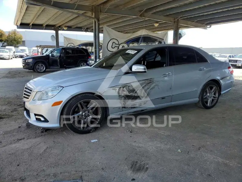 2011 Mercedes Benz E-Class фото