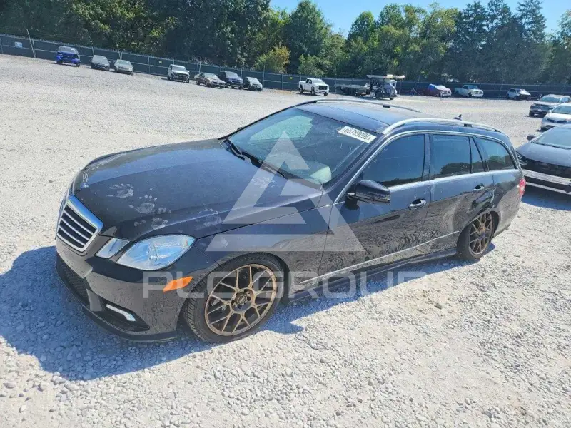 2011 Mercedes Benz E-Class photo