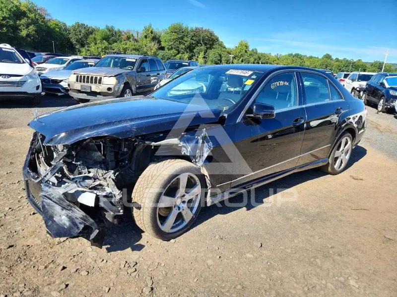 2011 Mercedes Benz E-Class фото