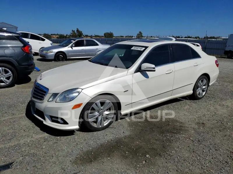 2011 Mercedes Benz E-Class фото