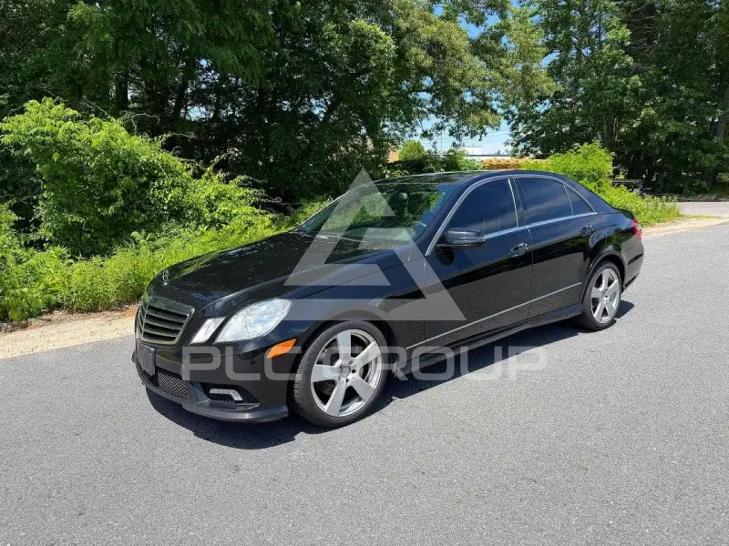2011 Mercedes Benz E-Class photo