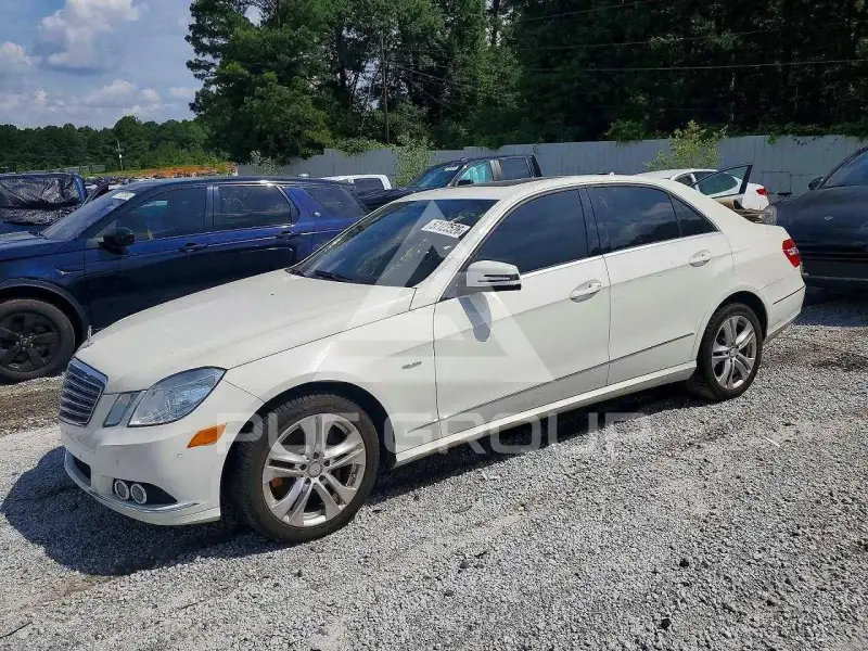 2011 Mercedes Benz E-Class photo