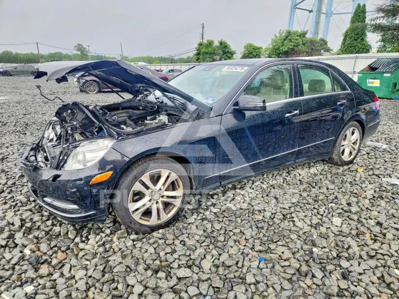 2011 Mercedes Benz E-Class photo