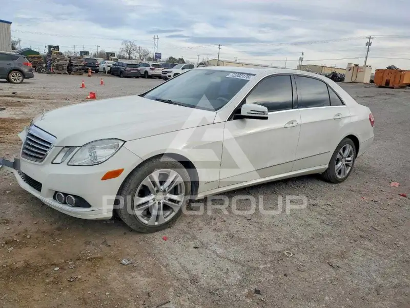 2011 Mercedes Benz E-Class photo