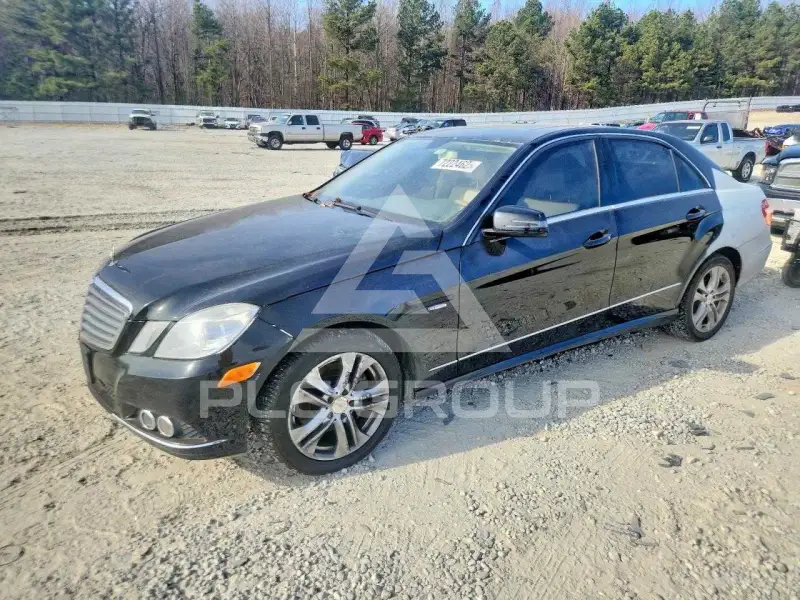 2011 Mercedes Benz E-Class фото