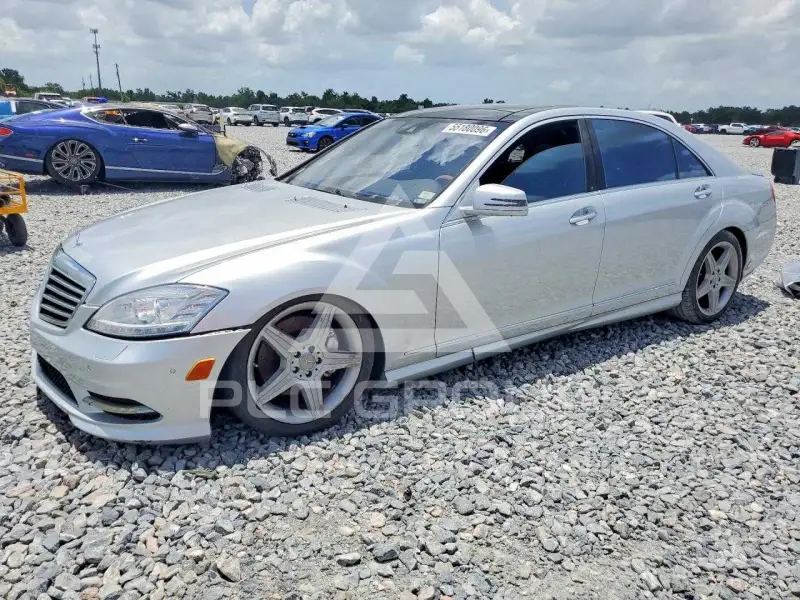 2011 Mercedes Benz S-Class фото