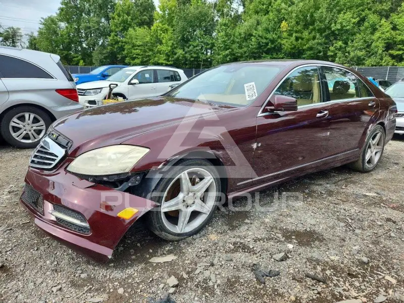 2011 Mercedes Benz S-Class фото