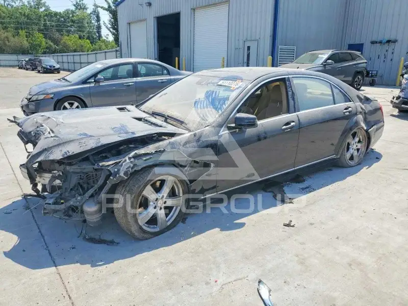 2011 Mercedes Benz S-Class фото