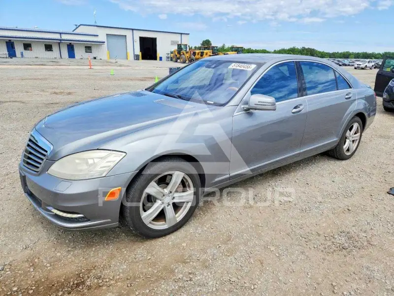2011 Mercedes Benz S-Class фото