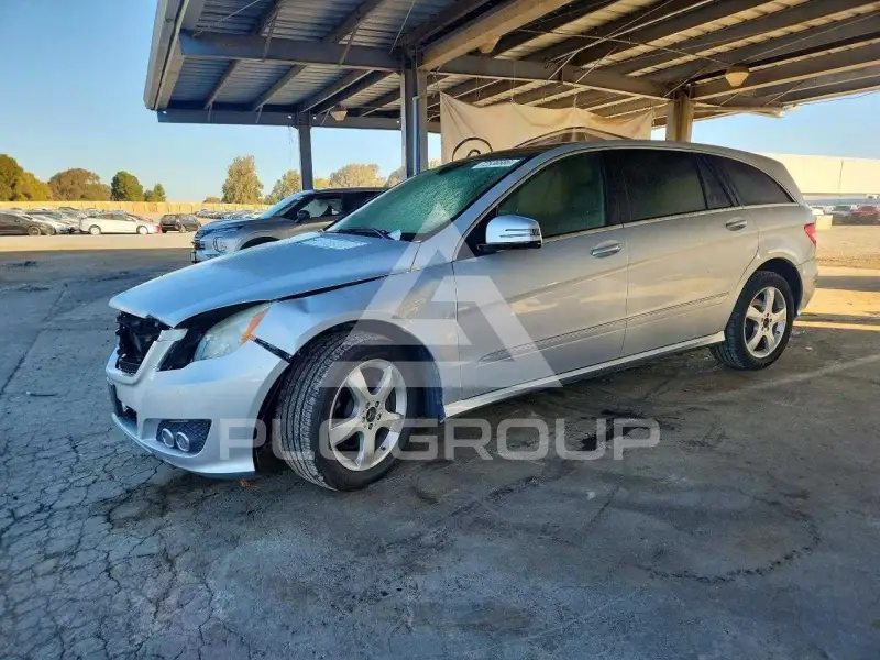 2011 Mercedes Benz R-Class фото