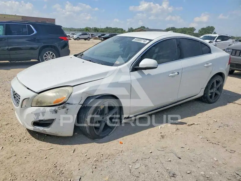2011 Volvo S60 photo