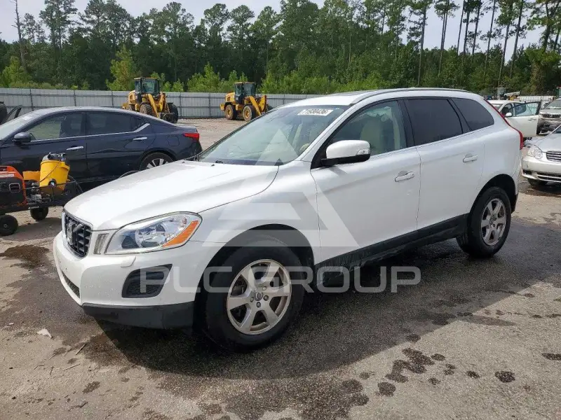 2011 Volvo XC60 photo