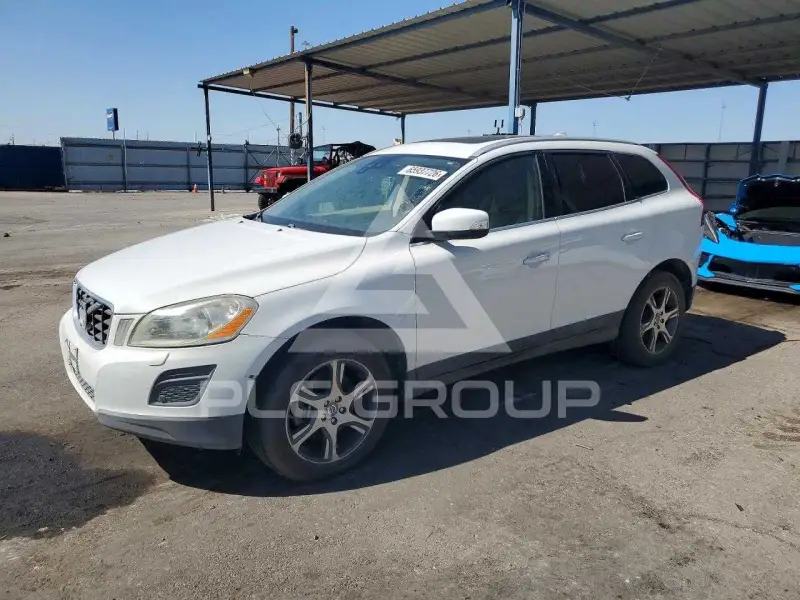 2011 Volvo XC60 photo