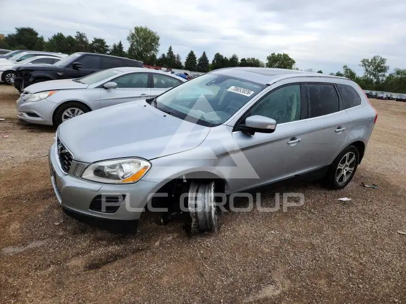 2011 Volvo XC60 photo