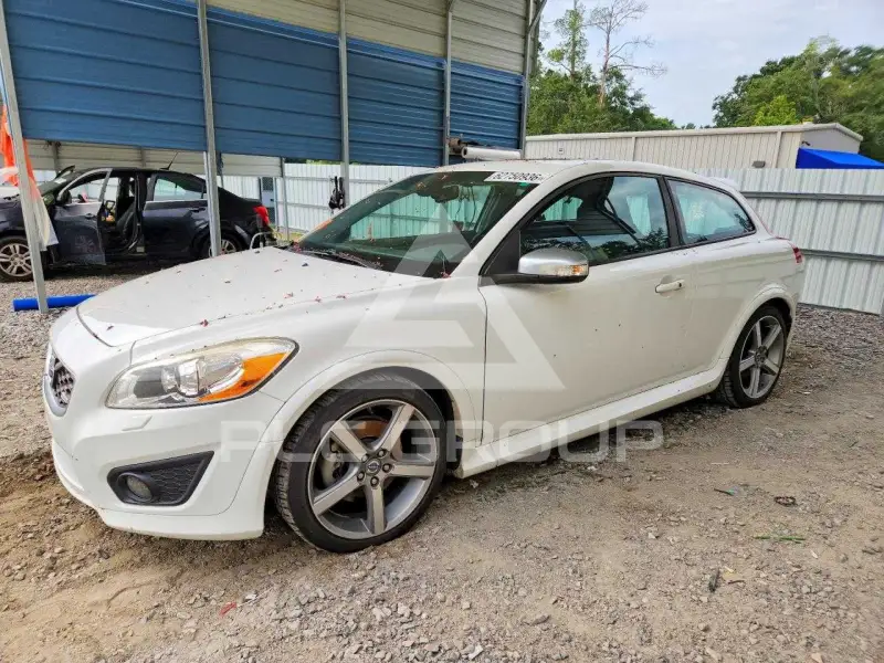 2011 Volvo C30 photo