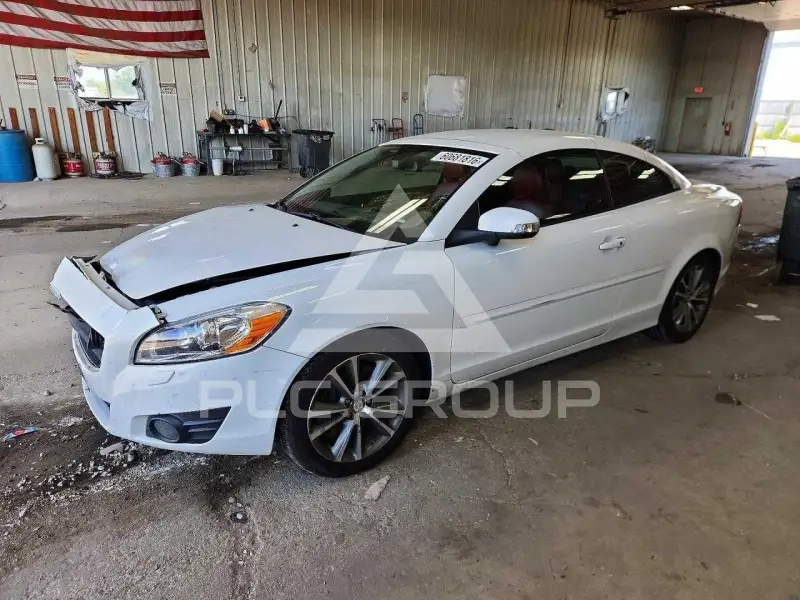 2011 Volvo C70 фото